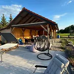 度假居 Koniec Swiata Z Basenem *