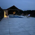 度假居 Koniec Swiata Z Basenem Mikołajki