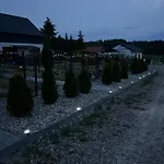 Koniec Swiata Z Basenem 度假居