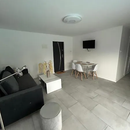 Tatil Evi Koniec Swiata Z Basenem