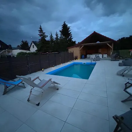 Сasa de vacaciones Koniec Swiata Z Basenem