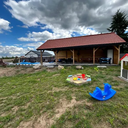 Casa de Férias Koniec Swiata Z Basenem *