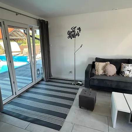 Koniec Swiata Z Basenem *