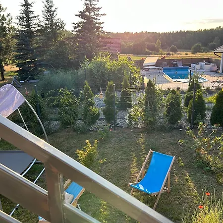 Koniec Swiata Z Basenem Сasa de vacaciones Stare Sady