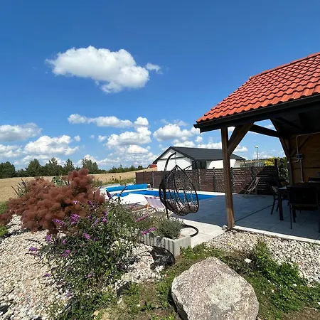 Koniec Swiata Z Basenem Сasa de vacaciones *