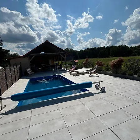 Koniec Swiata Z Basenem *