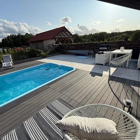 Koniec Swiata Z Basenem Tatil Evi Mikołajki